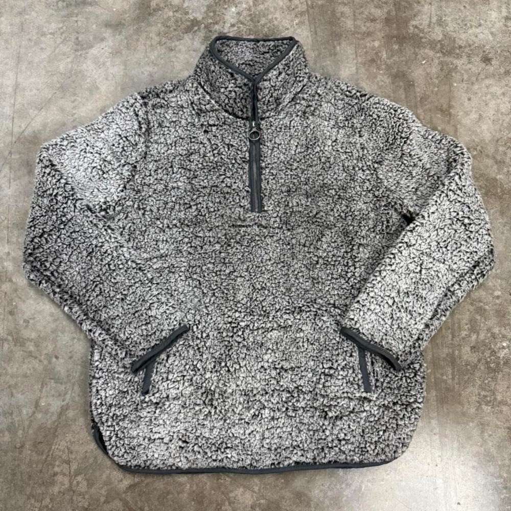 Black & Gray Sherpa‎ Quarter Zip Fleece Size S